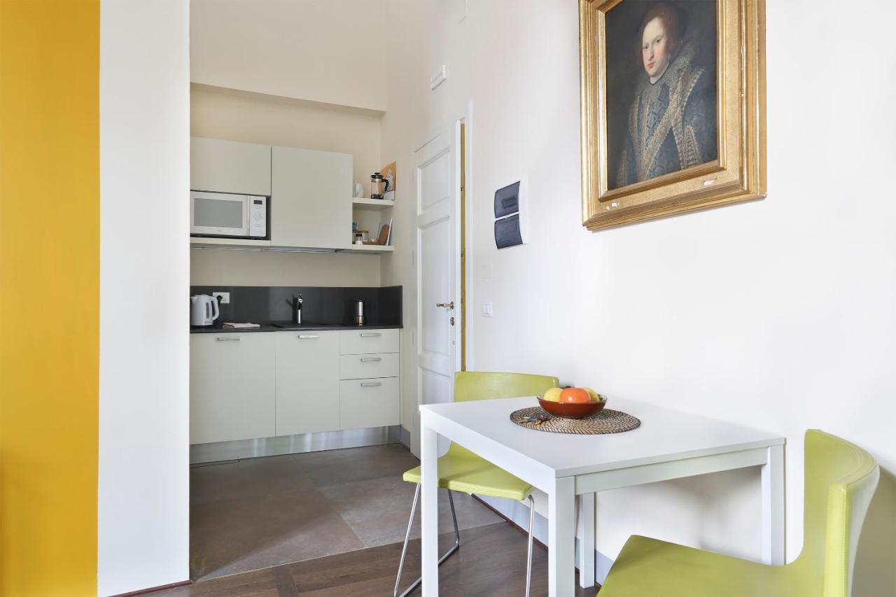 Apt. Ocra - Pauline Suites, Palazzo Borghese Florence Luaran gambar